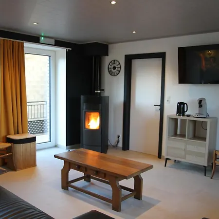 Rural Dans Le Parc De La Semois En Ardenne *