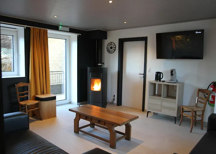 Rural Dans Le Parc De La Semois En Ardenne *