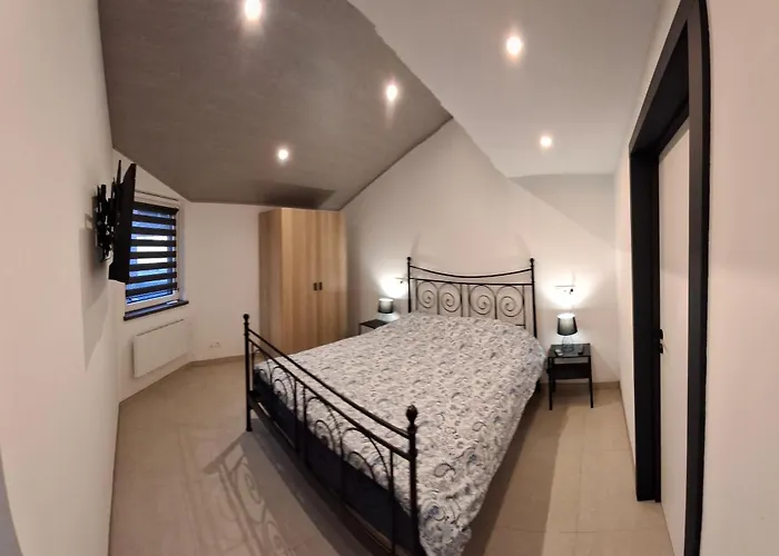 Rural Dans Le Parc De La Semois En Ardenne Paliseul